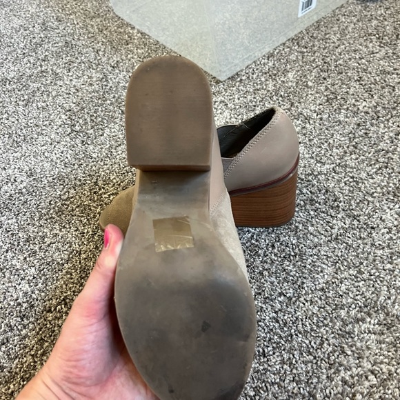 Nude block heel, open toed booties - Picture 2 of 3